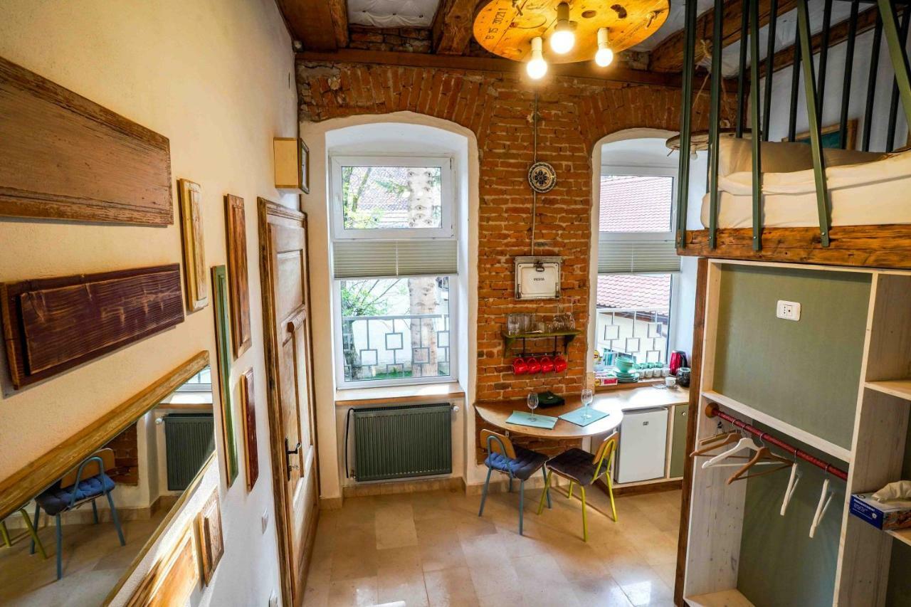 1881 Brasov Old Town - Double Room Екстериор снимка