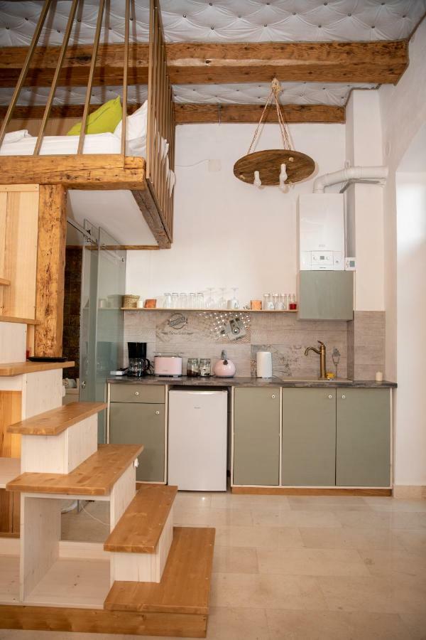 1881 Brasov Old Town - Double Room Екстериор снимка